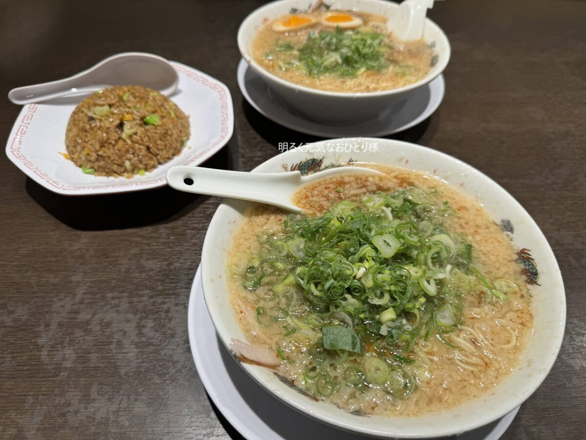 来来亭野洲本店にて京都風醤油味のラーメンでチャーハンや唐揚げが付いた「がっつりB定食」を堪能